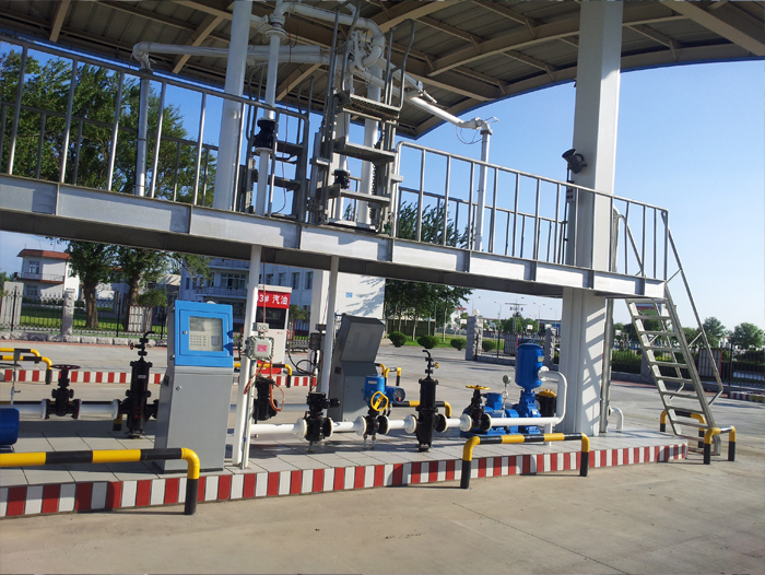 石油庫化工介質(zhì)鶴管現(xiàn)場圖 石油庫化工介質(zhì)鶴管現(xiàn)場圖